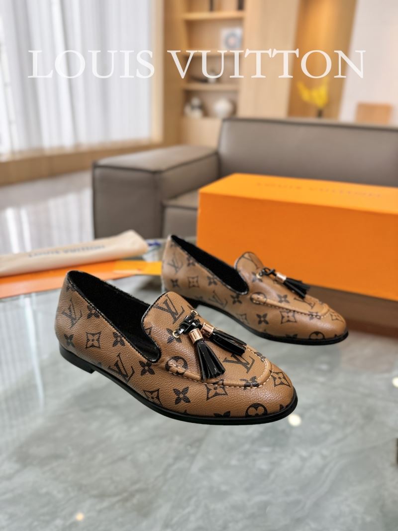 Louis Vuitton Low Shoes